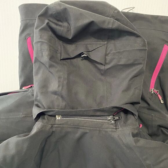 The North Face HyVent Women's Theroball Quilted Lined Jacket Size SP Black/Pink - Picture 16 of 16